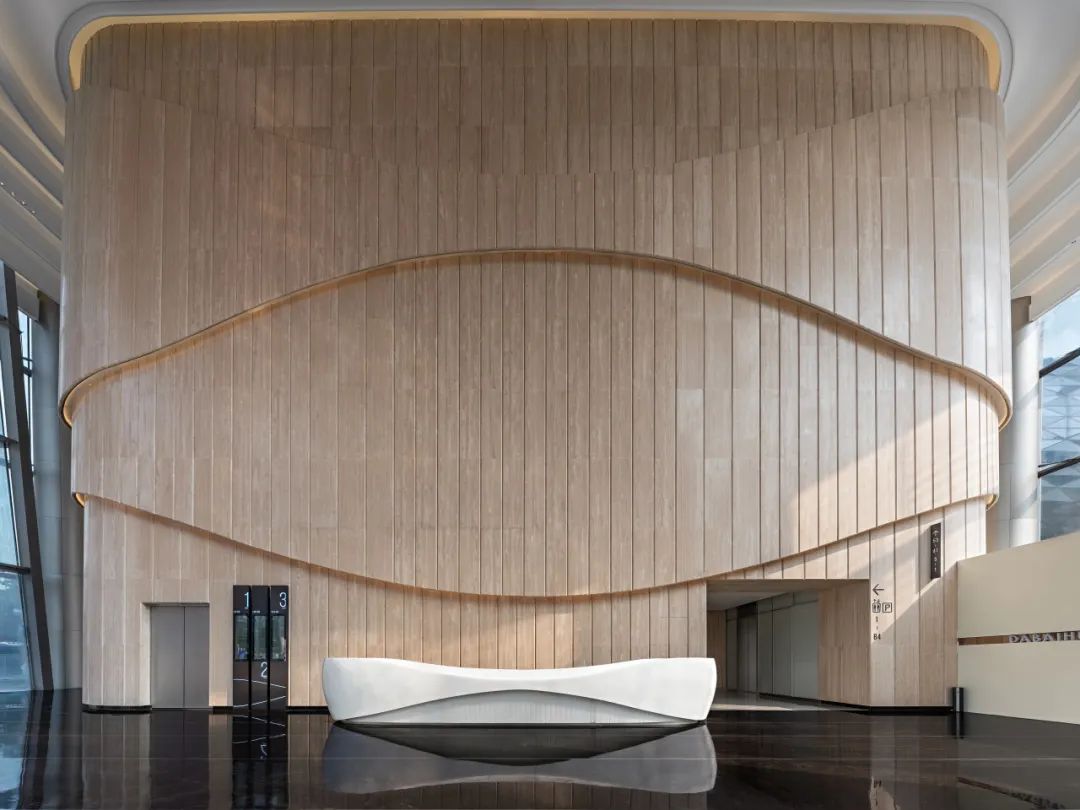 202310271610132011943