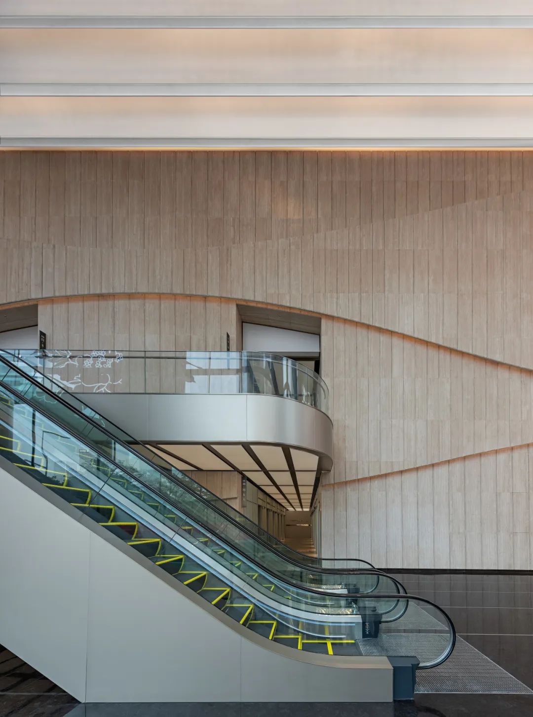 202310271610140918354